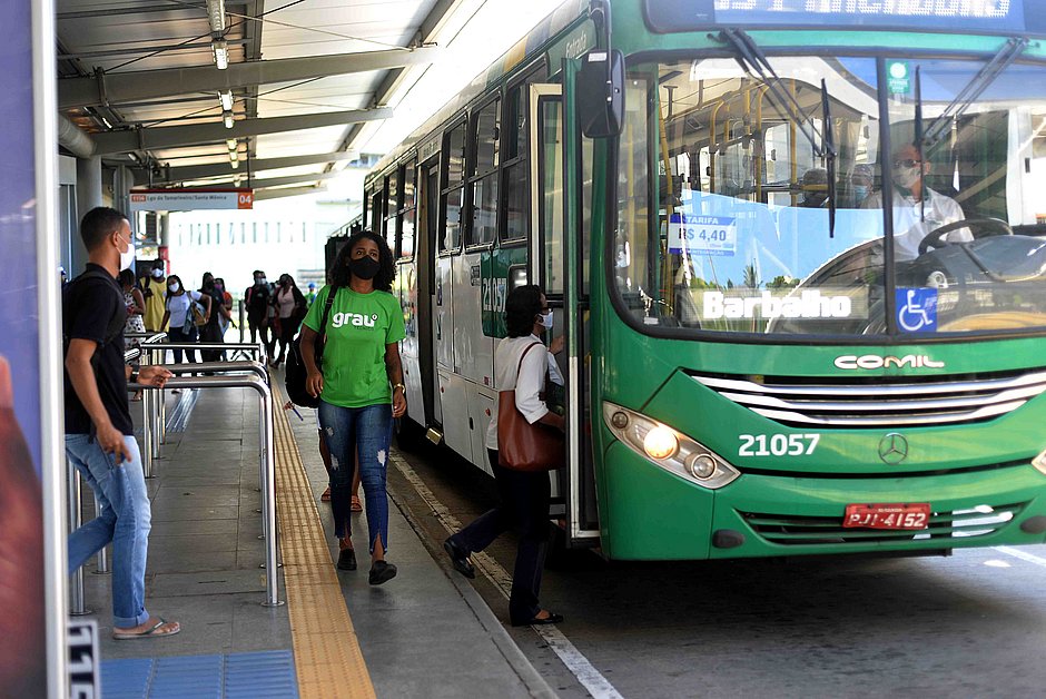 Pesquisa do MP-BA aponta que maioria dos passageiros do trem do subúrbio de  Salvador não tem dinheiro para ônibus, Bahia