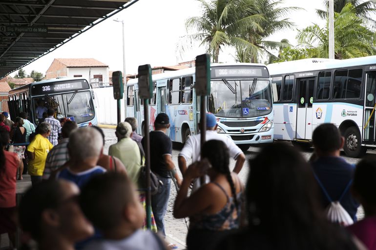 BA: Vitória da Conquista terá mais horários de ônibus neste domingo de  eleições