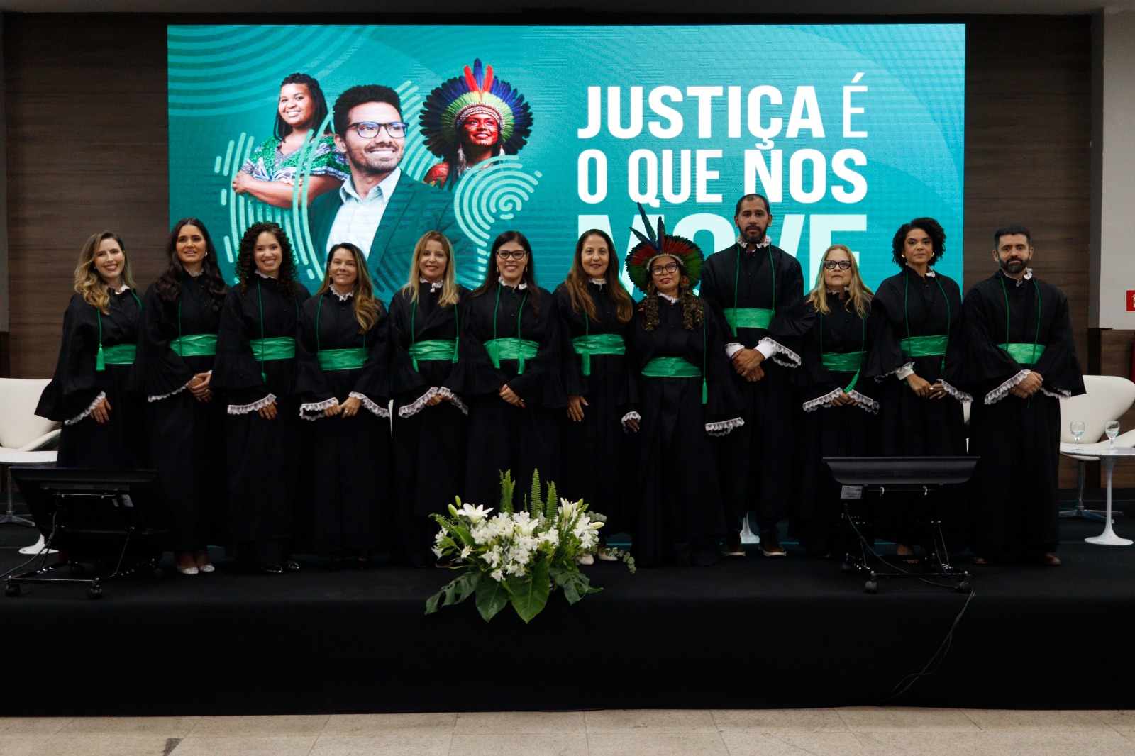 Semana da Defensoria 2025 – Nova ouvidora e conselheiras(os) do Conselho Superior tomam posse para o biênio