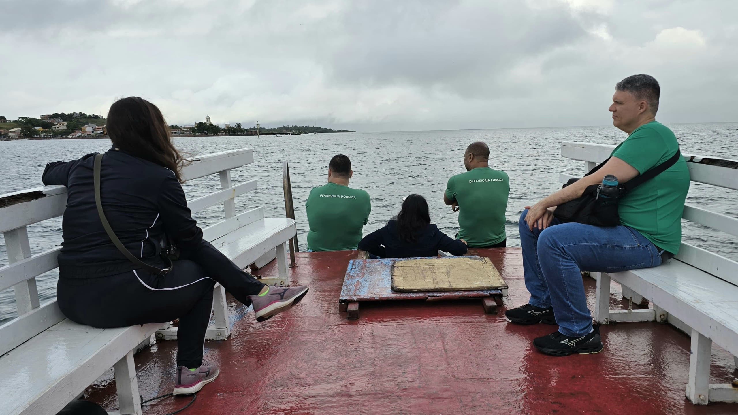 Justiça chega de barco: Defensoria atende moradores da Ilha de Bom Jesus dos Passos