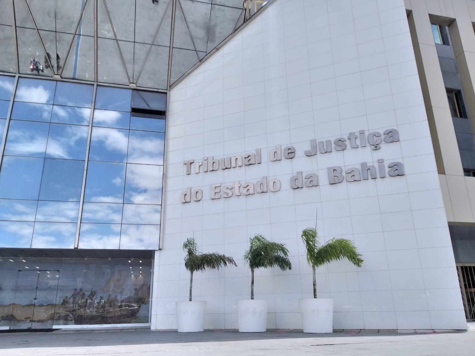 Julgamento no TJBA ratifica entendimento do Supremo sobre recebimento de honorários de entes públicos pela Defensoria da Bahia