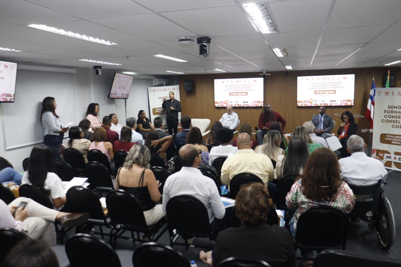 Defensoria sedia seminário de formação sobre legislação e direitos das pessoas com deficiência 