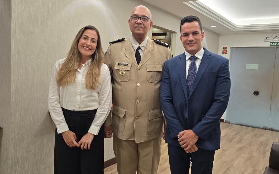 Comenda 2 de Julho – tenente-coronel Paulo Cézar Souza Cabral 