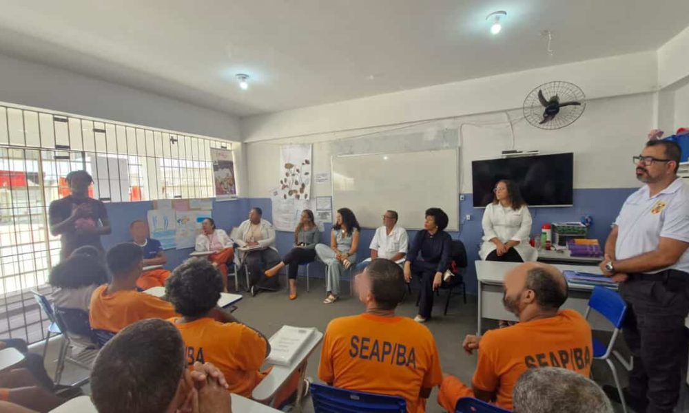 Palestra no Conjunto Penal de Simões Filho por ocasião do Novembro Negro